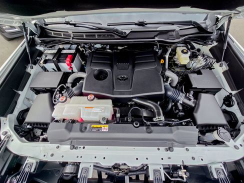 Used 2024 Toyota Tundra SR5 image 40