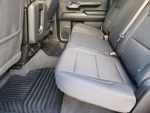 Used 2024 Chevrolet Silverado 3500 LT image 33