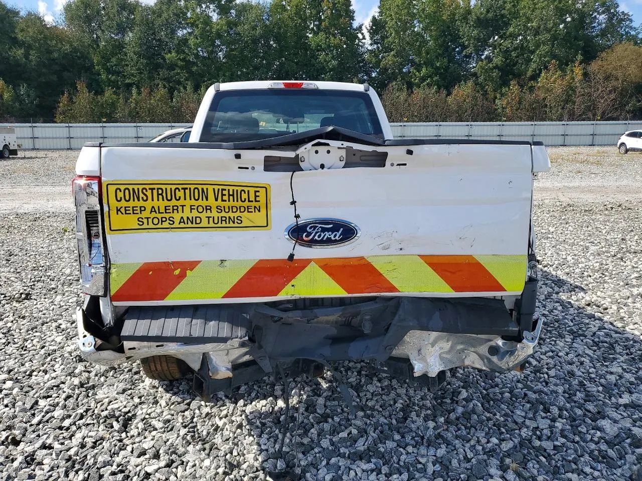 Used 2019 Ford F250 XL w/ Power Equipment Group RWD image 6