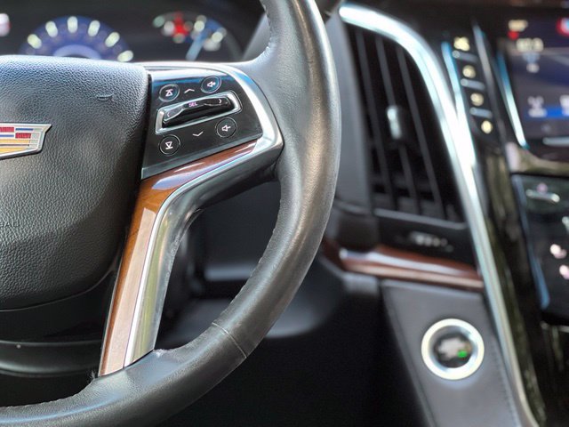 Used 2016 Cadillac Escalade Premium AWD/4WD image 33