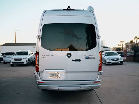 Used 2022 Mercedes-Benz Sprinter 3500 image 5