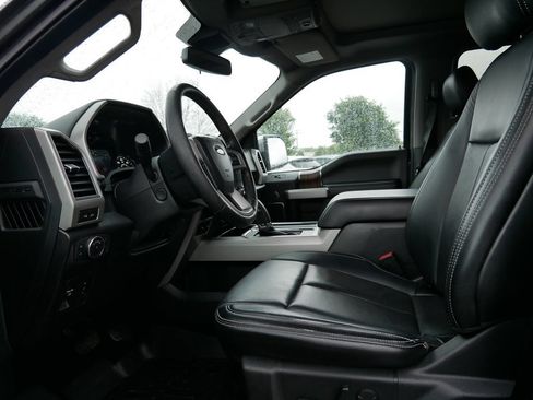 Certified 2019 Ford F150 Lariat w/ Equipment Group 502A Luxury AWD/4WD image 9
