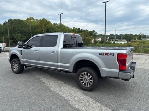 Used 2020 Ford F250 Lariat w/ Lariat Ultimate Package AWD/4WD image 6