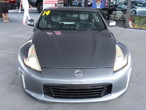 Used 2014 Nissan 370Z Touring w/ Sport Package RWD image 10