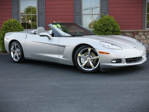 Used 2008 Chevrolet Corvette Convertible w/ Preferred Equipment Group RWD image 6