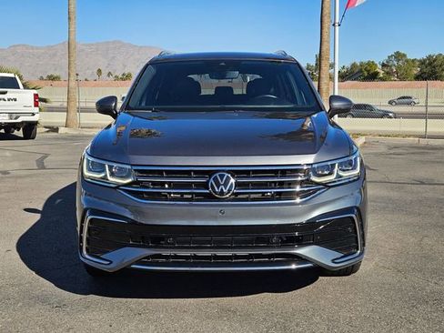 Used 2024 Volkswagen Tiguan SEL R-Line image 4