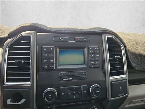 Used 2016 Ford F150 XLT w/ Equipment Group 301A Mid RWD image 15
