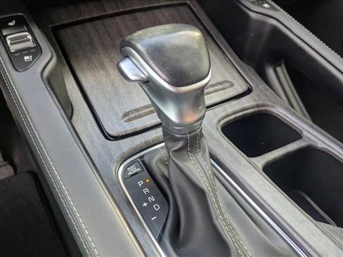 Used 2024 Kia Telluride SX w/ Towing Package image 11