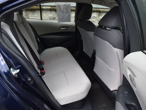 Certified 2021 Toyota Corolla LE FWD image 23