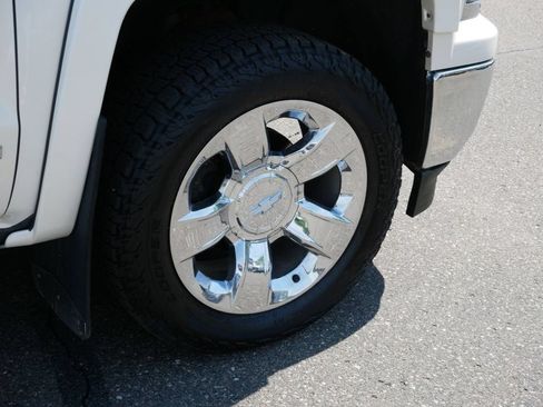 Used 2015 Chevrolet Silverado 1500 LTZ w/ LTZ Plus Package AWD/4WD image 13