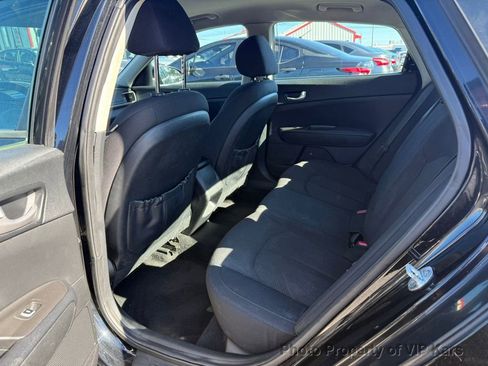 Used 2016 Kia Optima LX image 14