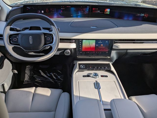 New 2026 Lincoln Navigator Premiere AWD/4WD image 15