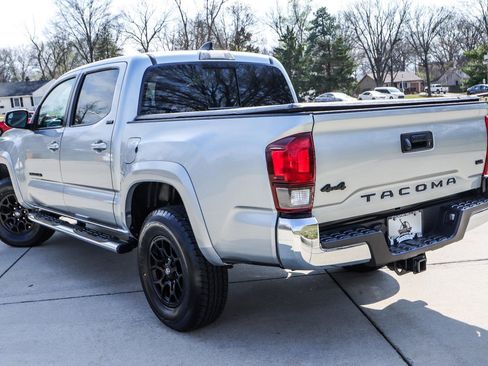 Used 2022 Toyota Tacoma SR5 image 15
