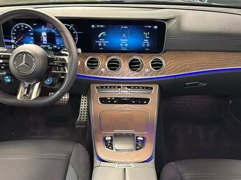 Used 2022 Mercedes-Benz E 53 AMG 4MATIC Sedan image 16