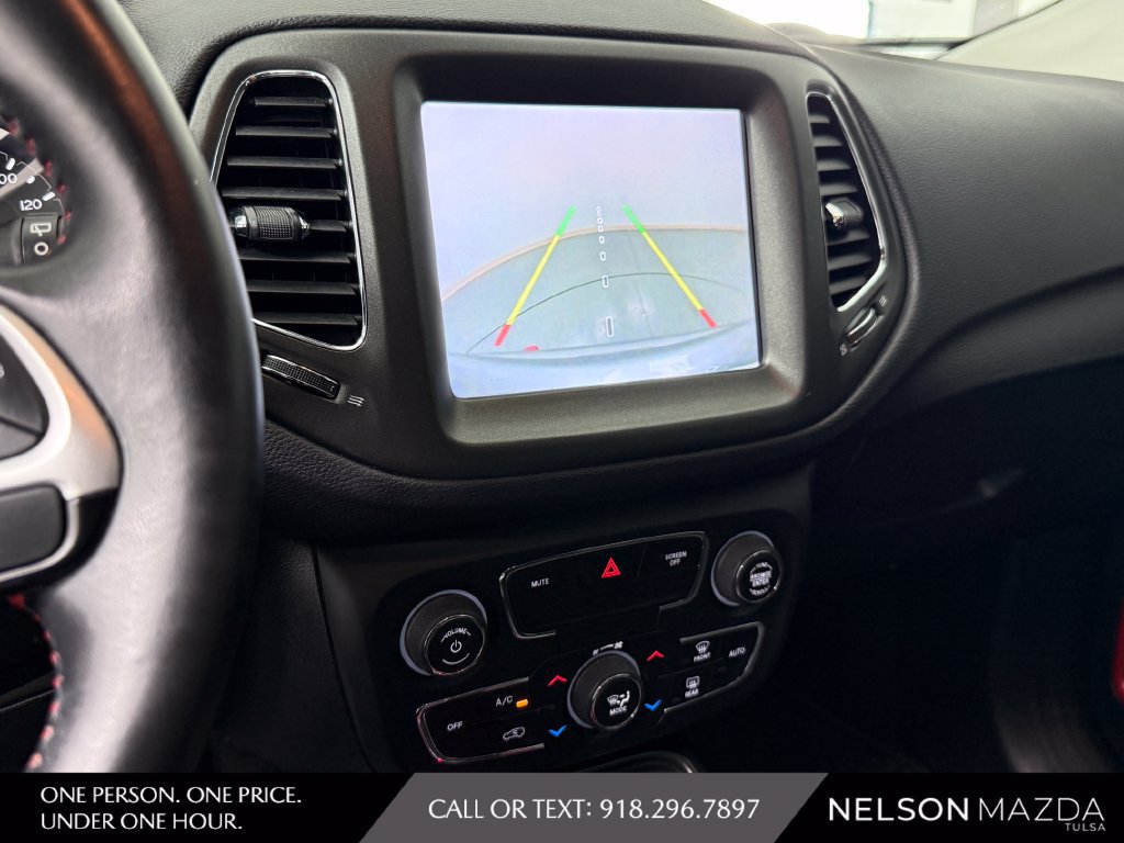 Used 2020 Jeep Compass Trailhawk AWD/4WD image 28