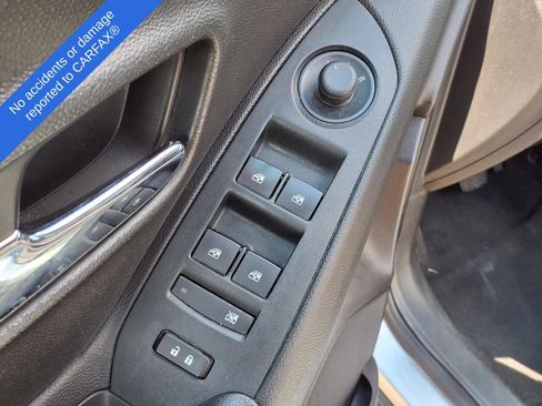Used 2018 Chevrolet Trax LT FWD image 16