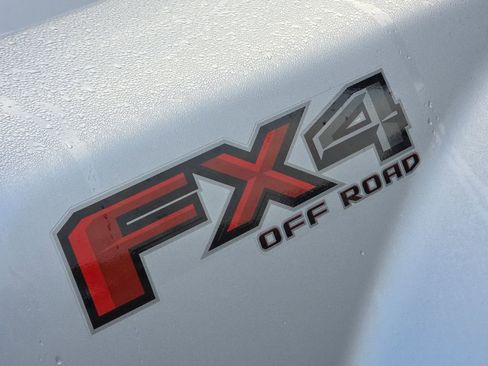 Used 2019 Ford F450 Lariat w/ Lariat Ultimate Package image 11