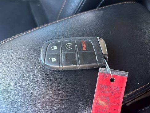 Used 2019 Jeep Compass Limited image 49