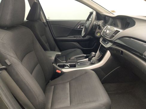 Used 2015 Honda Accord Sport image 21
