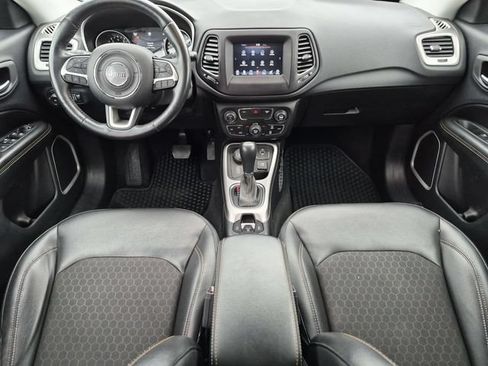 Used 2018 Jeep Compass Latitude w/ Popular Equipment Group AWD/4WD image 27