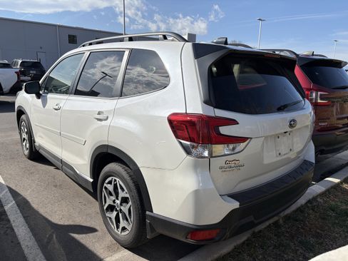 Certified 2024 Subaru Forester Premium image 4