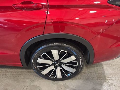 New 2026 Mitsubishi Outlander SEL image 30