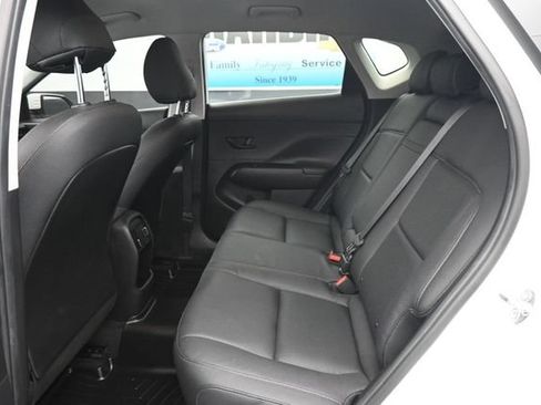 Used 2024 Hyundai Kona SEL AWD/4WD image 9