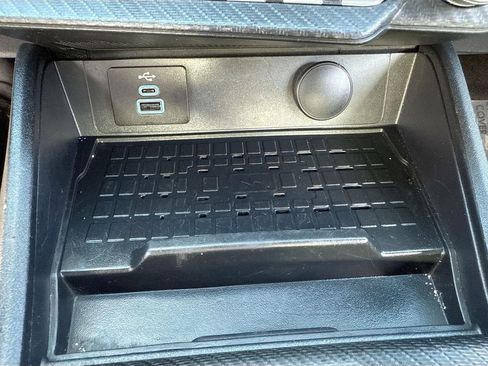 Used 2024 Ford Mustang Premium image 31