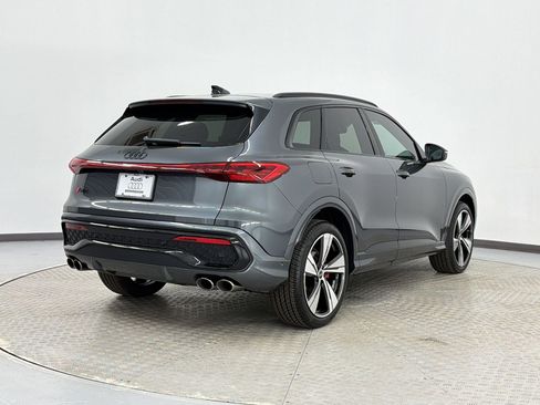 New 2025 Audi SQ5 Premium Plus image 9