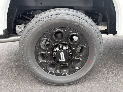 New 2026 Ford F250 Lariat w/ Black Appearance Package AWD/4WD image 13