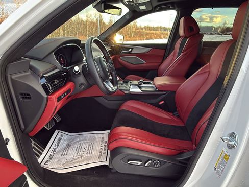 Used 2023 Acura MDX A-Spec image 28