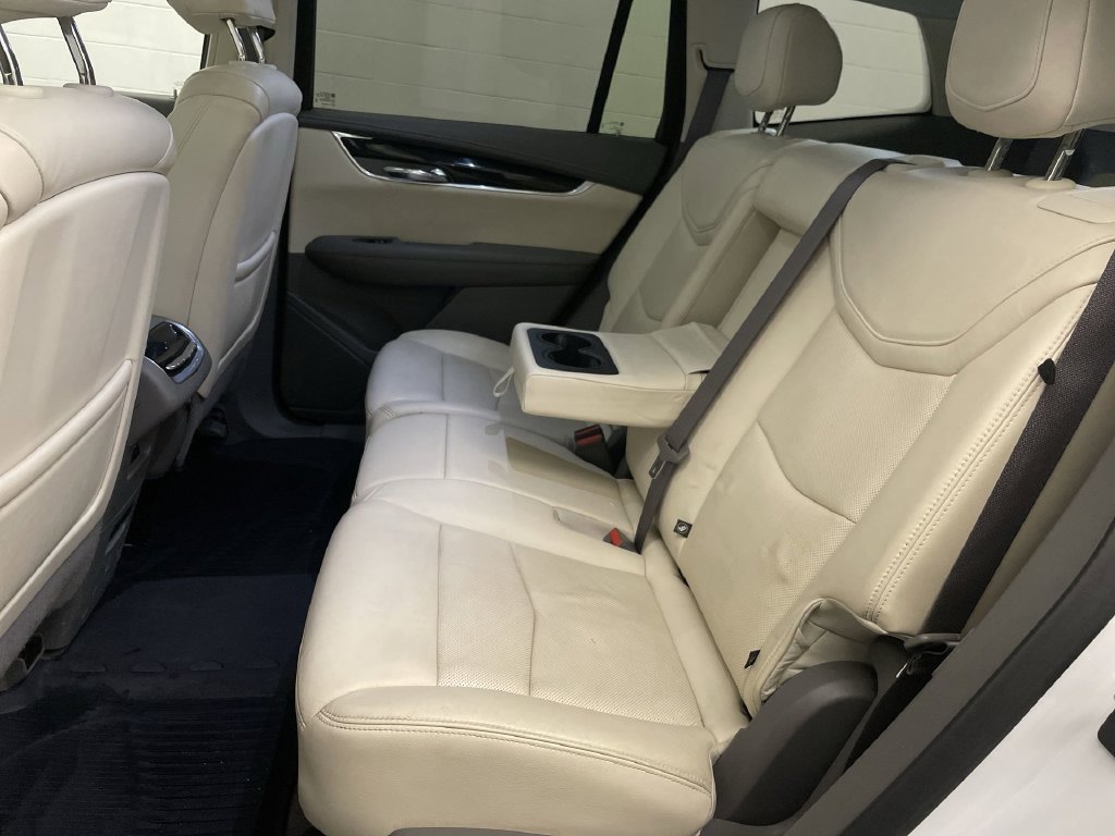 Used 2020 Cadillac XT6 Premium Luxury AWD/4WD image 19