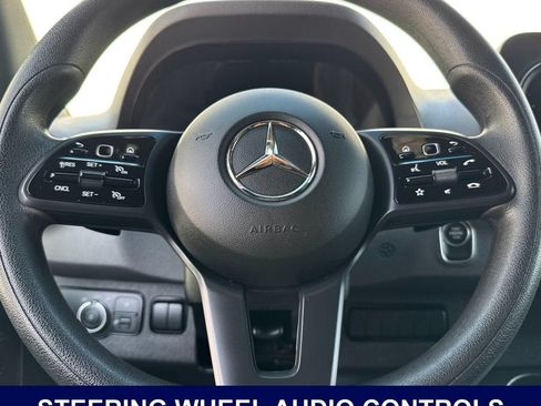 Used 2024 Mercedes-Benz Sprinter 2500 image 28