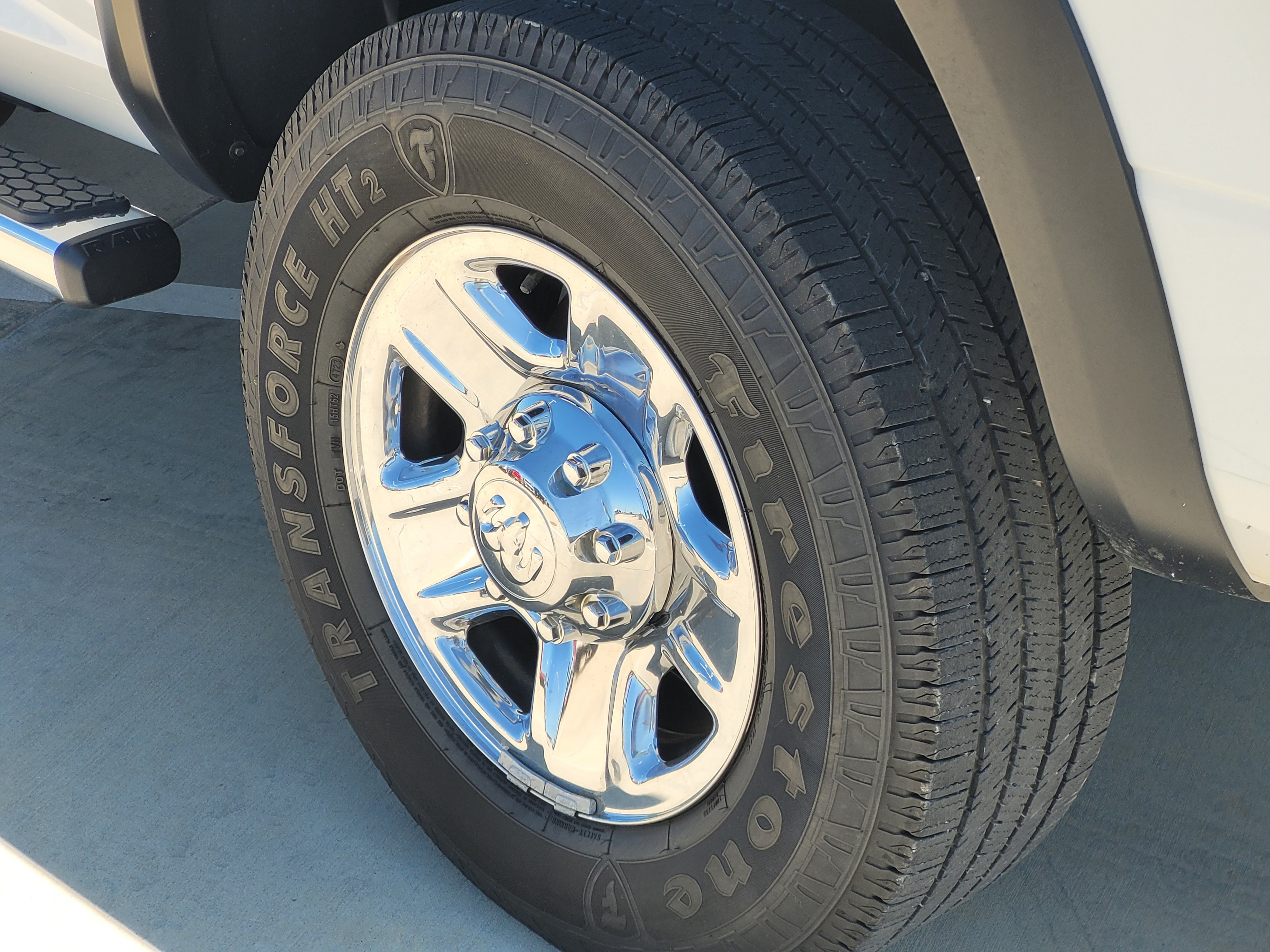 Used 2018 RAM 2500 Tradesman w/ Chrome Appearance Group AWD/4WD image 7