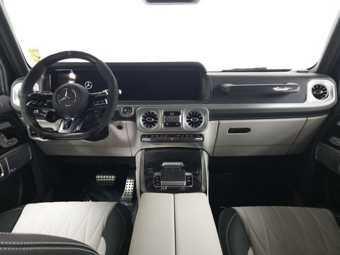 Used 2025 Mercedes-Benz G 63 AMG 4MATIC image 27