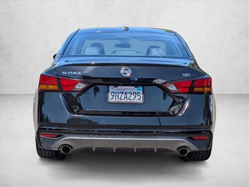 Used 2020 Nissan Altima 2.5 SR FWD image 7