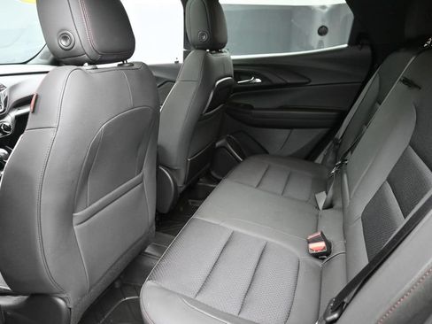 Used 2023 Chevrolet TrailBlazer RS w/ Sun and Liftgate Package AWD/4WD image 12