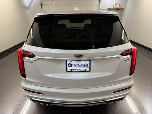 Used 2020 Cadillac XT6 Premium Luxury AWD/4WD image 5