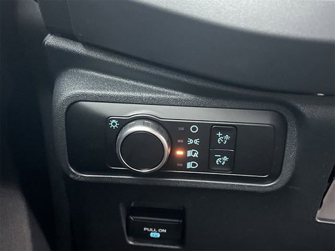 New 2025 Ford Bronco Base image 14