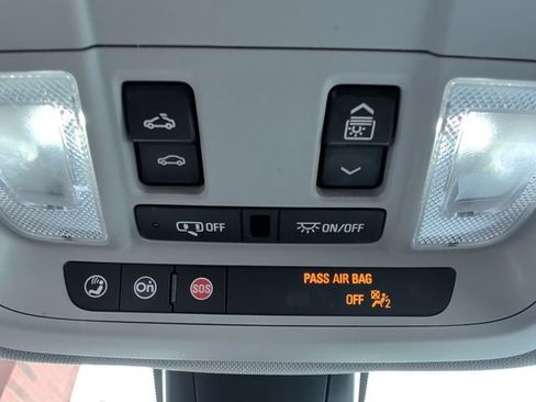 Used 2022 Chevrolet Blazer LT FWD image 31