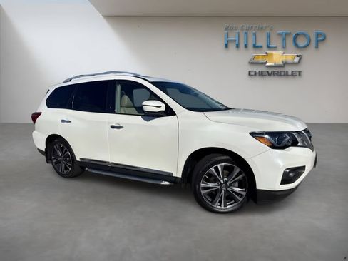 Used 2018 Nissan Pathfinder Platinum w/ Cargo Package AWD/4WD image 2