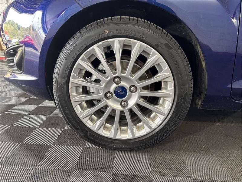 Used 2016 Ford Fiesta Titanium FWD image 31