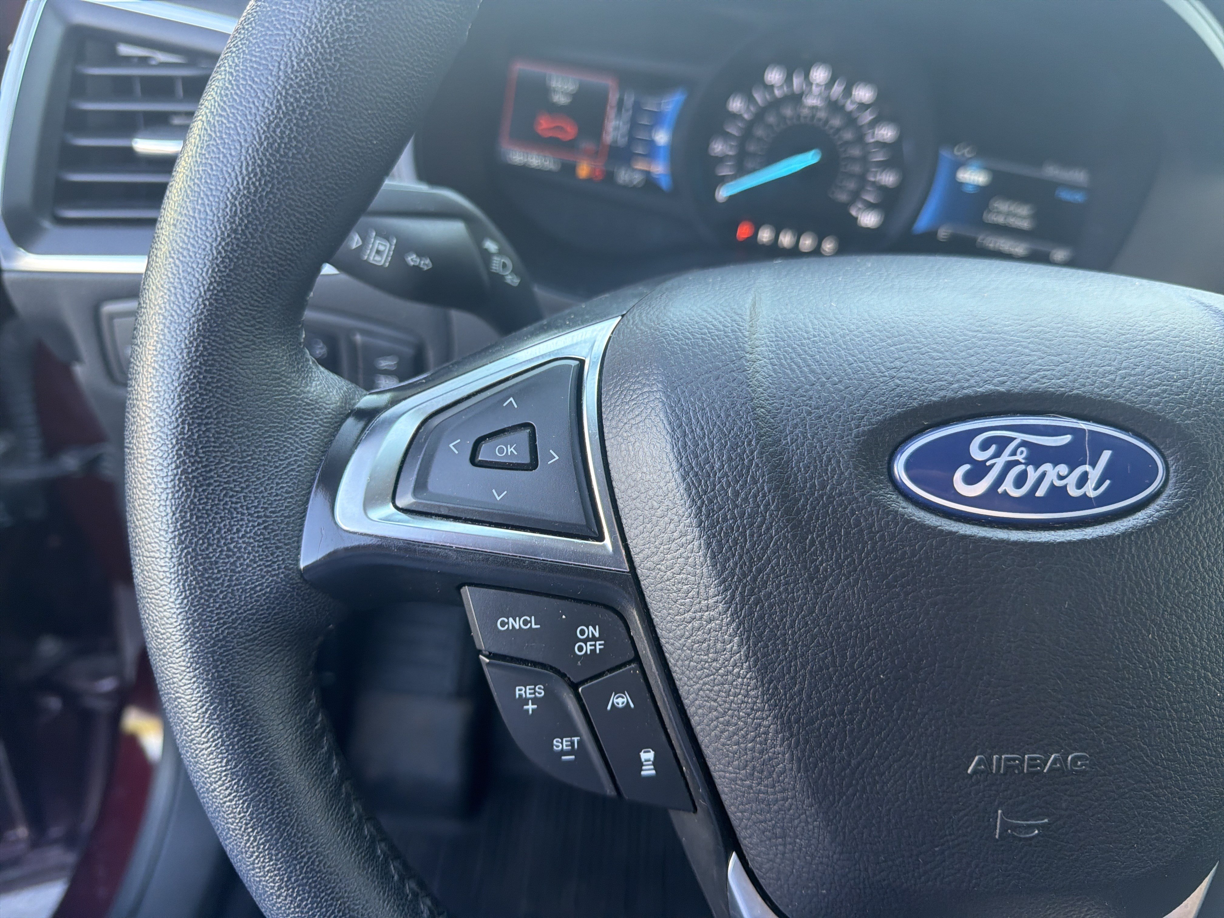 Certified 2024 Ford Edge Titanium w/ Equipment Group 301A AWD/4WD image 32