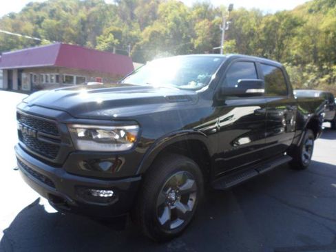 Used 2022 RAM 1500 Big Horn w/ Built-to-serve Edition image 3