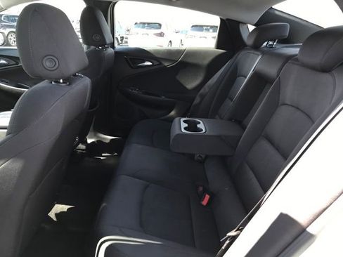 Used 2023 Chevrolet Malibu LT image 16