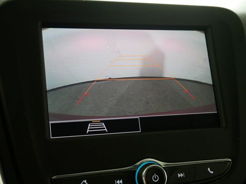 Used 2023 Chevrolet Equinox LT FWD image 33