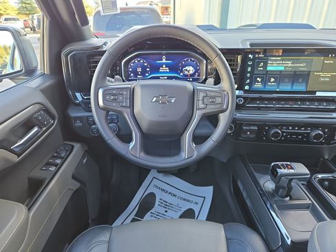 Used 2024 Chevrolet Silverado 1500 ZR2 w/ Technology Package image 19