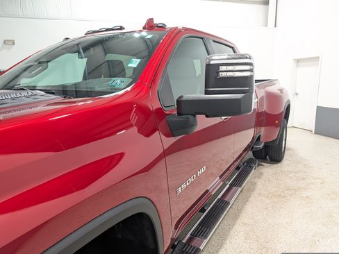 Used 2025 Chevrolet Silverado 3500 LTZ w/ LTZ Plus Package AWD/4WD image 7