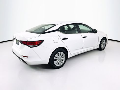 Used 2025 Nissan Sentra S image 9