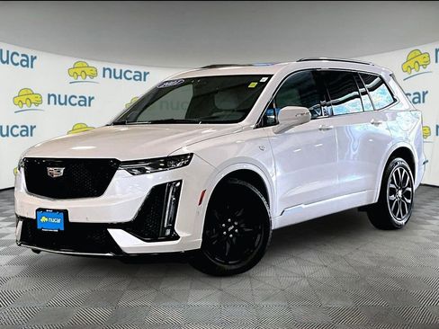 Used 2021 Cadillac XT6 Sport AWD/4WD image 3